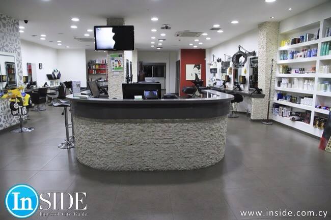 Ladies hair salon gallery image 4